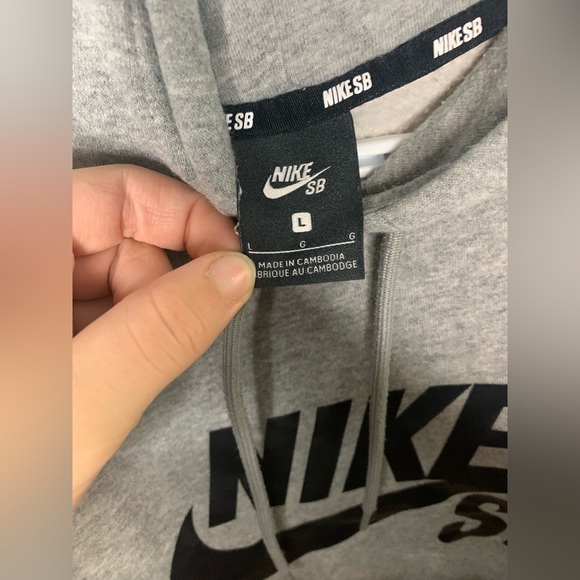 Nike grey hoodie size large hoodie good condition - Picture 1 of 4
